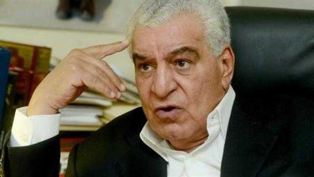 زاهي حواس: التعدي على حرم الأهرامات مصيبة