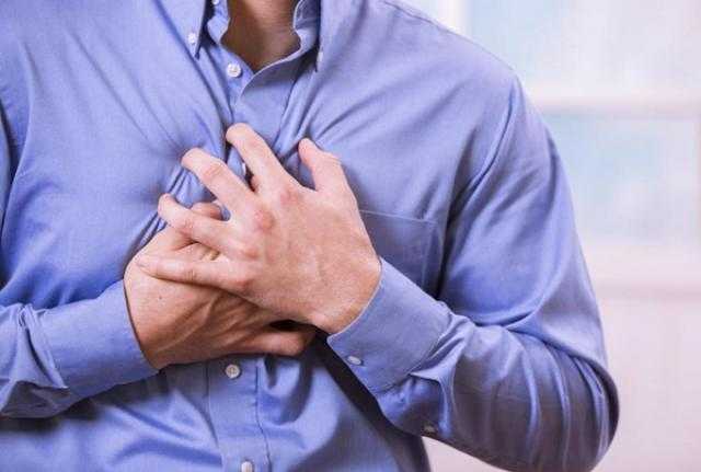 وفاة مدرس أثناء امتحانات النقل بطور سيناء بعد تعرضه لأزمة قلبية