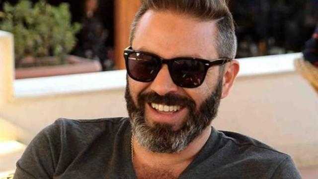 حازم إمام يشيد أمام البرلمان بنظام التأمين الصحى الشامل