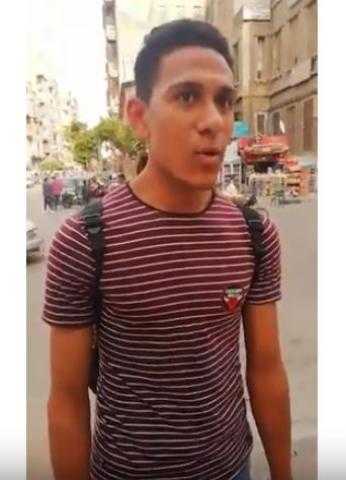 مشجع أهلاوي لـ”خط أحمر” : الخطيب هو الأفضل..و«الكورة» مكسب وخسارة