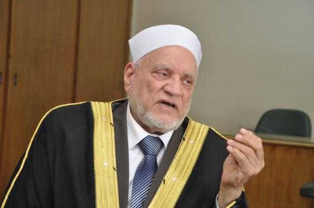 أحمد عمر هاشم: الإسلام برئ من سوء فهم البعض لأيات القرآن