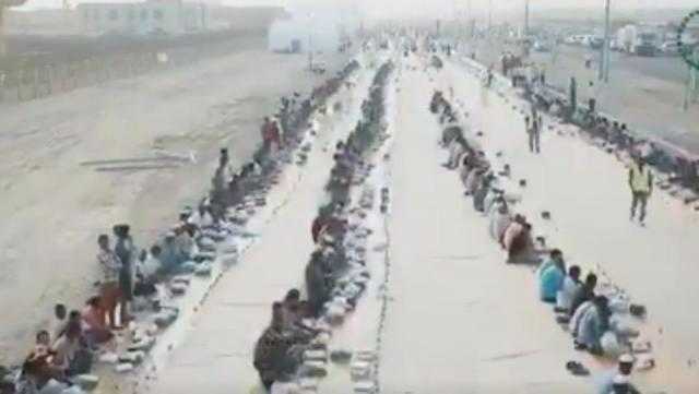 العاصمة الإدارية تنظم أطول مائدة إفطار في العالم