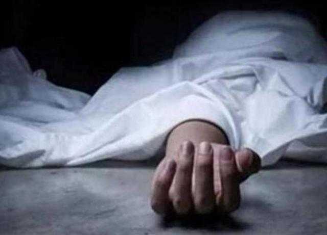 تسجيل صوتي يدين عاملا بطعن ابنته وقتل خالتها