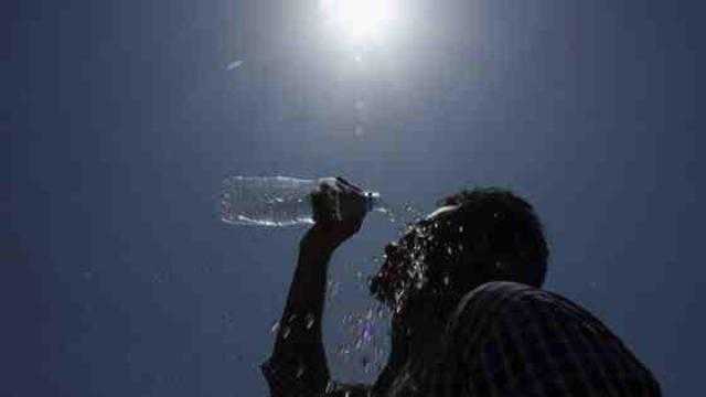 5 نصائح لتجنب «العطش» في نهار رمضان