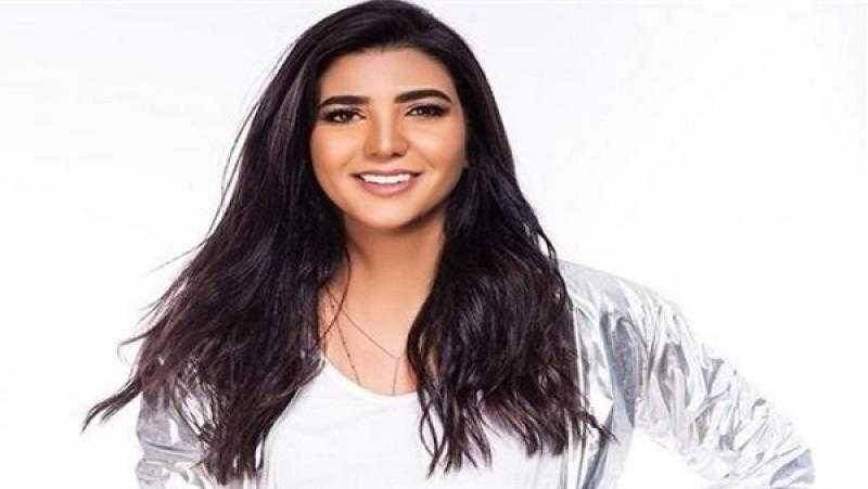 ريم سامي تعتمد موضة الكاجوال في أحدث ظهور