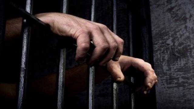 حبس شخص لحوزته على 630 ألف قطعة ألعاب نارية بالجمالية