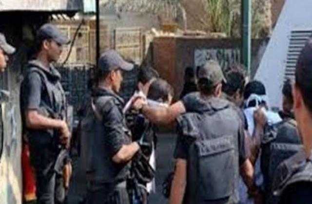 سقوط تشكيل عصابى لسرقة رواد البنوك بالبساتين