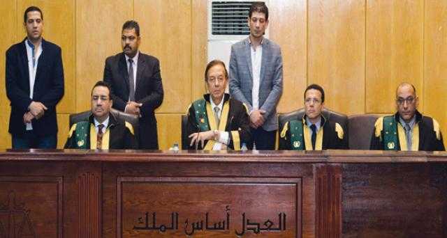وقف محاكمة ”التلاعب بالبورصة” مؤقتا