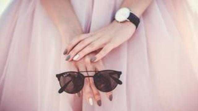 إخترنا لك .. مانيكير جليتر لصيف 2019