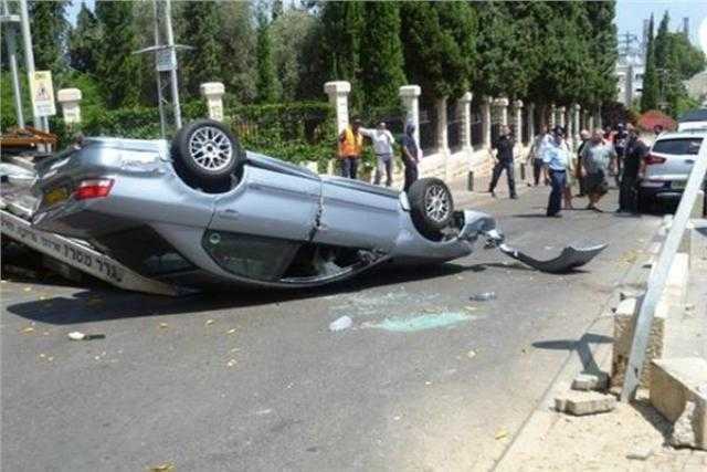 إصابة شخصين فى حادث انقلاب سيارة ملاكي بمحور جوزيف تيتو