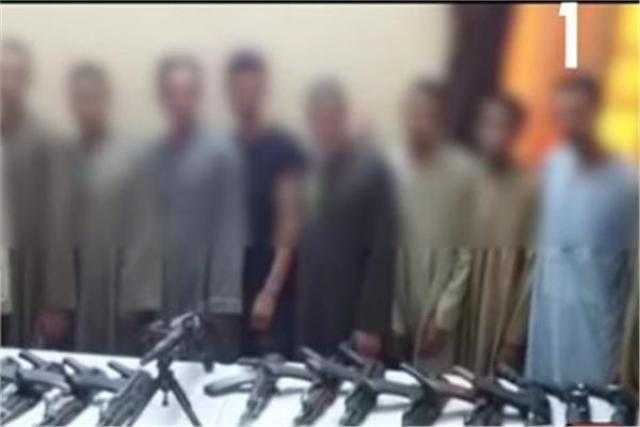 فيديو| ضبط 13 شخصًا بحوزتهم 16 قطعة سلاح في أسيوط