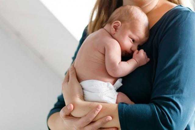 تعرف على أغرب عملية ولادة .. ”الأمن” أنقذ الجنين