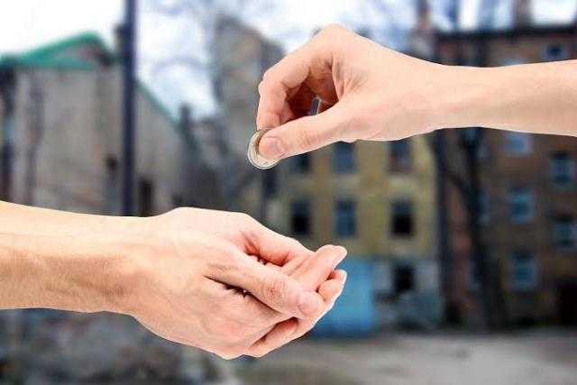 كيف تتصدق دون دفع أموال؟.. وزير الأوقاف يجيب