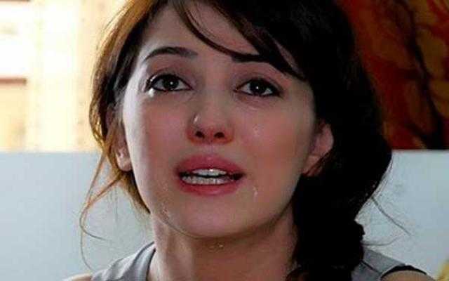صور.. كندة علوش مع عمرو يوسف في باريس