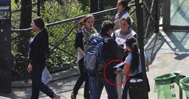 القبض على تشكيل عصابى تخصص فى سرقة هواتف المواطنين بالبساتين
