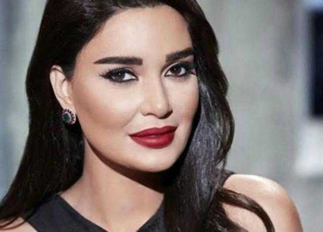 بالأسود المثير.. سيرين عبدالنور حديث رواد السوشيال ميديا