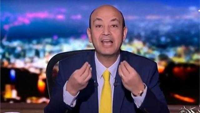 تعرض الإعلامي عمرو أديب لحادث مروري ونقله للمستشفى.. صور