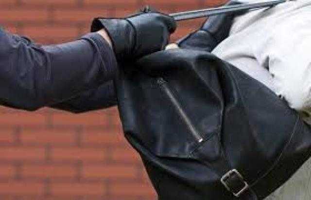 النيابة تأمر بتفريغ الكاميرات فى واقعة سرقة حقائب السيدات بالتجمع