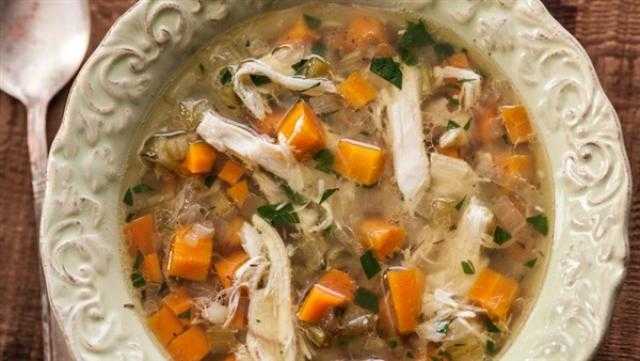 طريقه عمل شوربة ايطالي بالفراخ اللذيذة