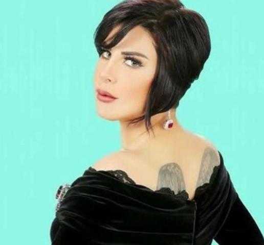 بإطلالة وكلمات جرئية.. شاهد شمس الكويتية