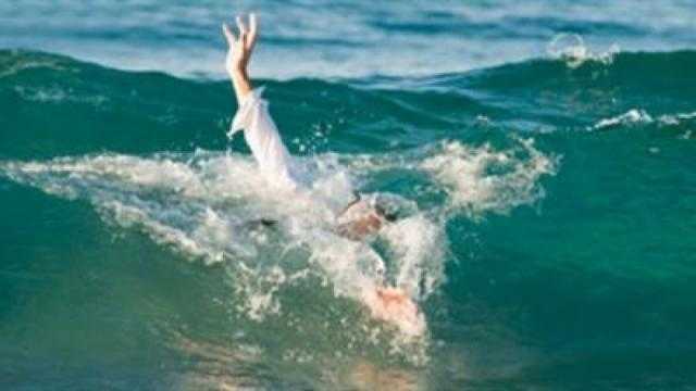 إنتشال جثة صياد من ترعة البوصيلي بالبحيرة