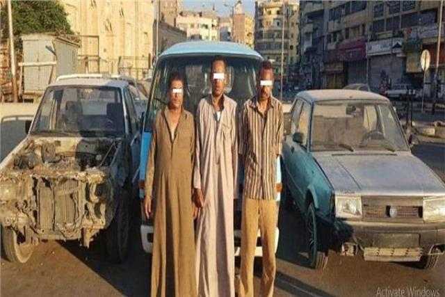 نيابة السيدة زينب تأمر بحبس ٣ عاطلين لاتهامهم بسرقة السيارات