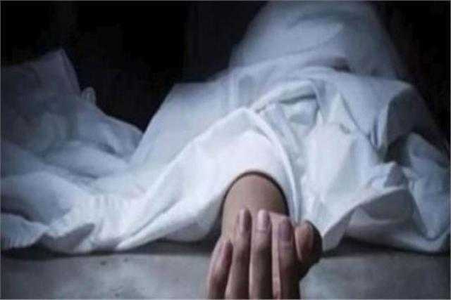 أمين الفتوى: لا يجوز للابن حضور غُسل أمه