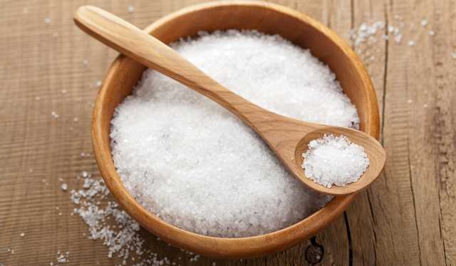 دراسة: الإفراط في «الملح» يسبب انتفاخ البطن