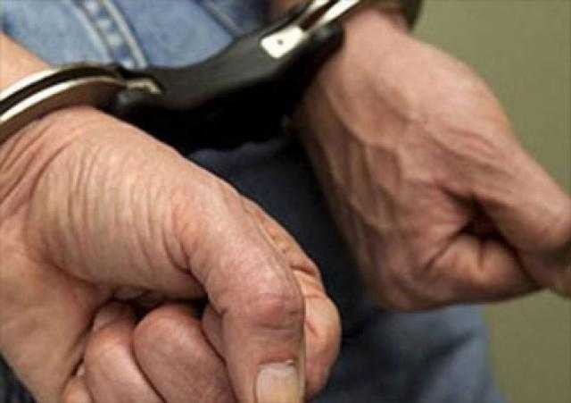 بتهمة السرقة بالإكراه.. ضبط عاطلين انتحلا صفة رجلي شرطة بالطالبية
