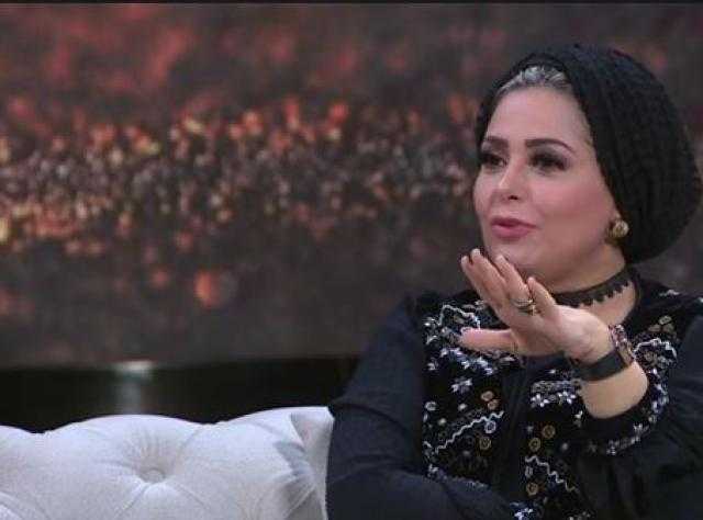 شاهد .. صابرين تقضي إجازتها الصيفية على البلاج
