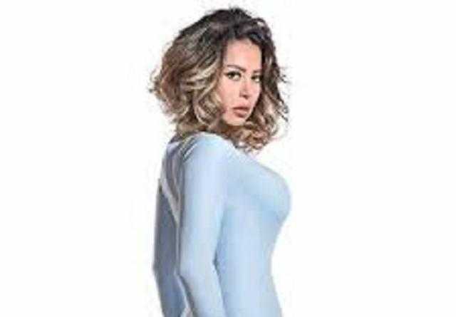 شاهد .. إثارة لقاء الخميسي في أحدث ظهور لها بالجونة