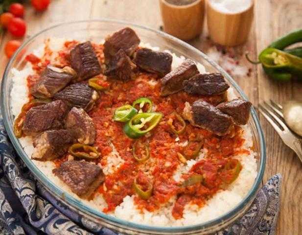 اليوم الجمعة| اعرفي طريقة «الفتة باللحمة»