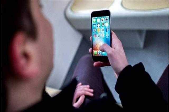 هل يجوز رد الزوجة عن طريق الهاتف بسبب السفر.. الإفتاء توضح