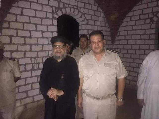 طمعًا فى 60 ألف جنيه..كشف غموض سرقة رفات كاهن من مقبرته في مغاغة
