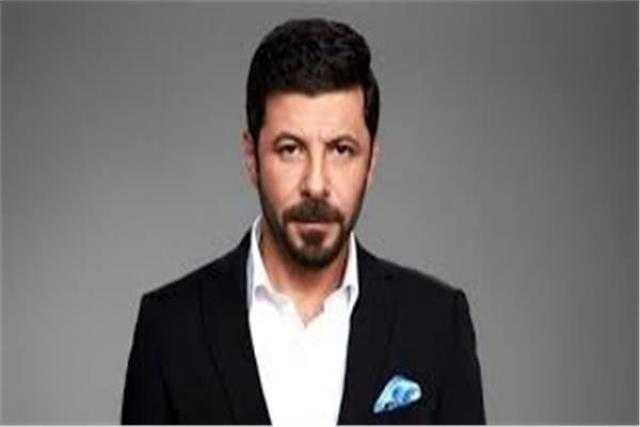 هكذا احتفل إياد نصار بنجاح « الفيل الأزرق 2»