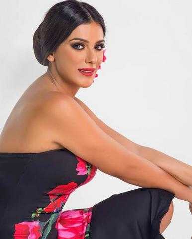 شاهد.. أناقة إنجى المقدم بإطلالة كاجوال