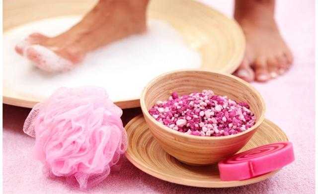 تعرفى علي فوائد أملاح الإستحمام