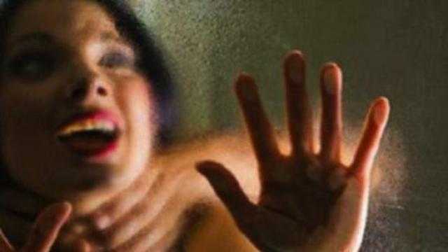 شيطان يمارس الجنس مع طفلته.. والطبيب يكشف المفاجأة