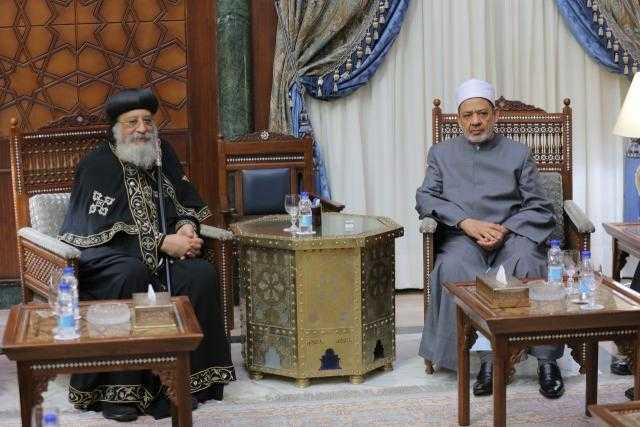 البابا تواضروس يُهنئ الإمام الأكبر بعيد الأضحى
