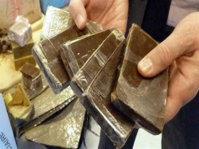 السجن لنجار 3سنوات لحيازته مواد مخدرة