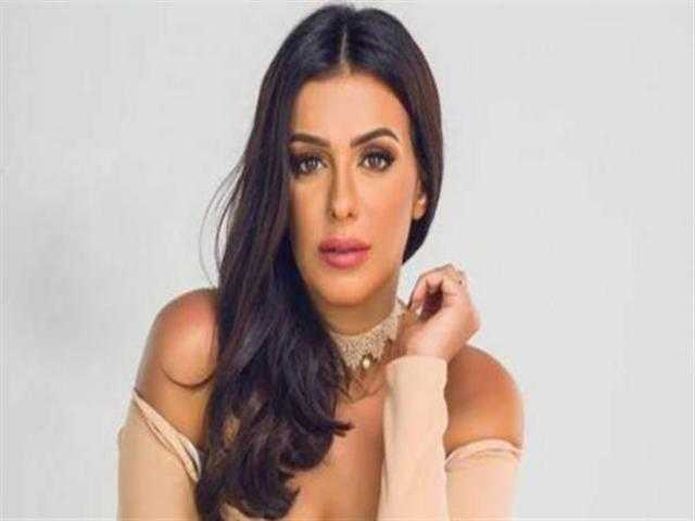 «إنجي المقدم» تبدأ تصوير الفيلم القصير «باب معزول»
