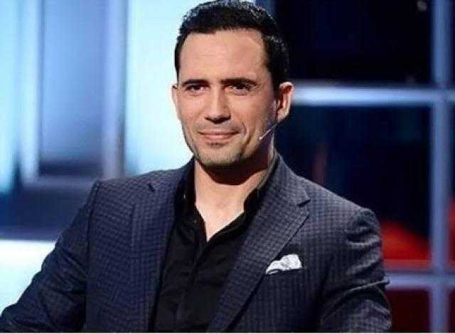 ”عيدكم مبارك”.. ظافر العابدين يهنئ جمهوره بعيد الأضحى