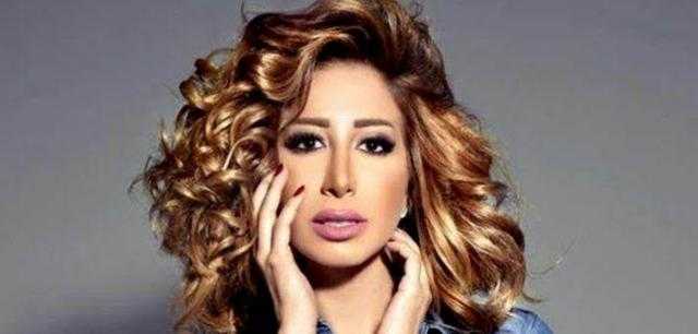 هند رضا تلفت الأنظار بإطلالة جديدة