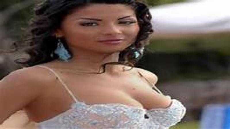 دوللي شاهين تطرح برومو أغنيتها الجديدة ” الملكة ”