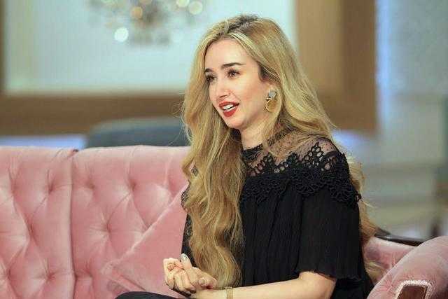 أسرار علاقة هنا الزاهد بأسرة طلعت زكريا