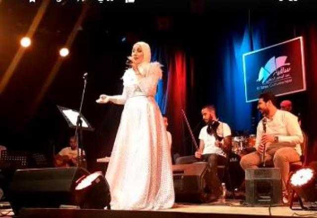 ”يا حبيب الروح”..نداء شرارة تغني لـ فضل شاكر