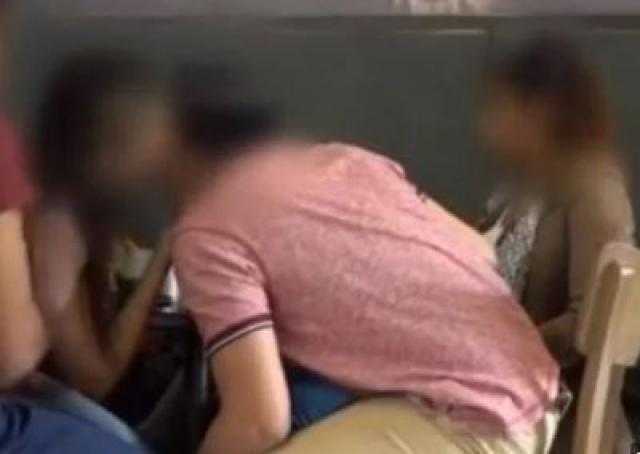 دارت بينهما مكالمة جنسية فذبحها.. حبس عامل 15 يوما على ذمة التحقيقات