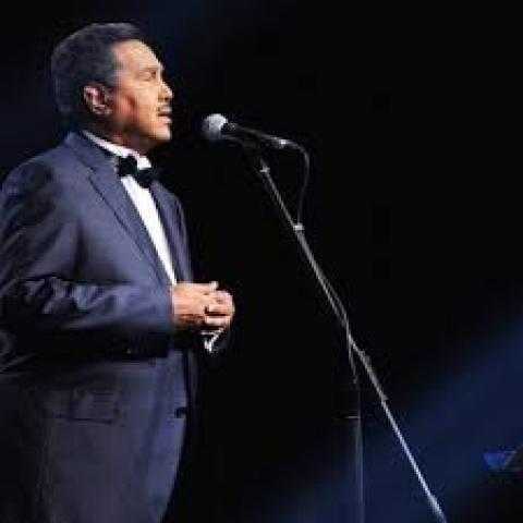 ”محمد عبده” يُحيي حفلا غنائيا بأحد فنادق القاهرة