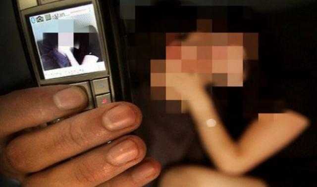 هددها بالفضيحة.. ضبط شاب ابتز فتاة على ”فيس بوك” بصورها الشخصية