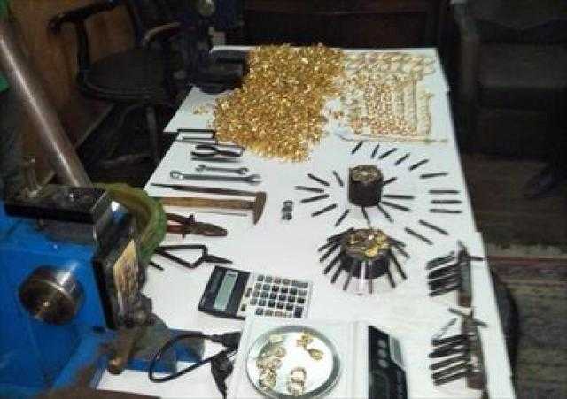 ضبط صاحبي ورشة مصوغات بتهمة دمغ المشغولات الذهبية بطرق غير مشروعة